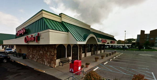 Big Boy Restaurants (Elias Brothers, Elias Bros) - East Lansing - 1050 Trowbridge Rd (newer photo)